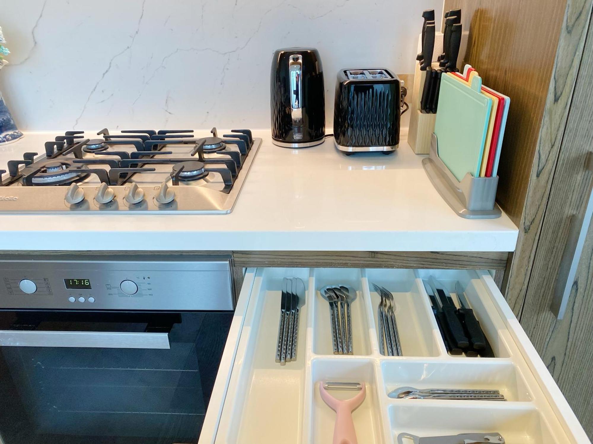 Homelike 2b Next To Grand Prix With Free Parking Apartment