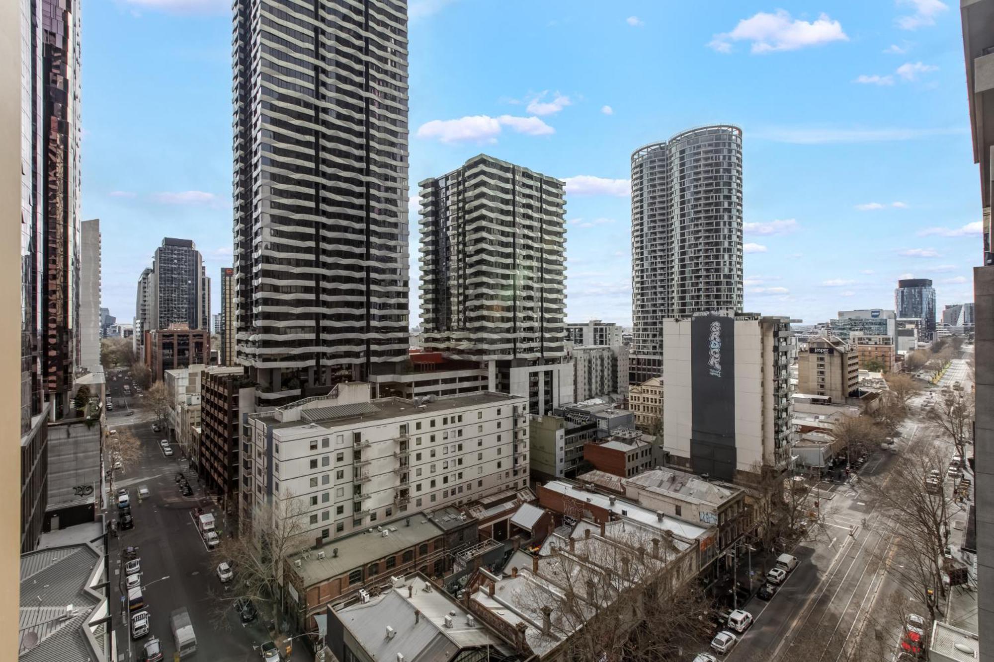 Modern Nomads Urban Gem On Empire 2br Walk To With Parking * Melbourne