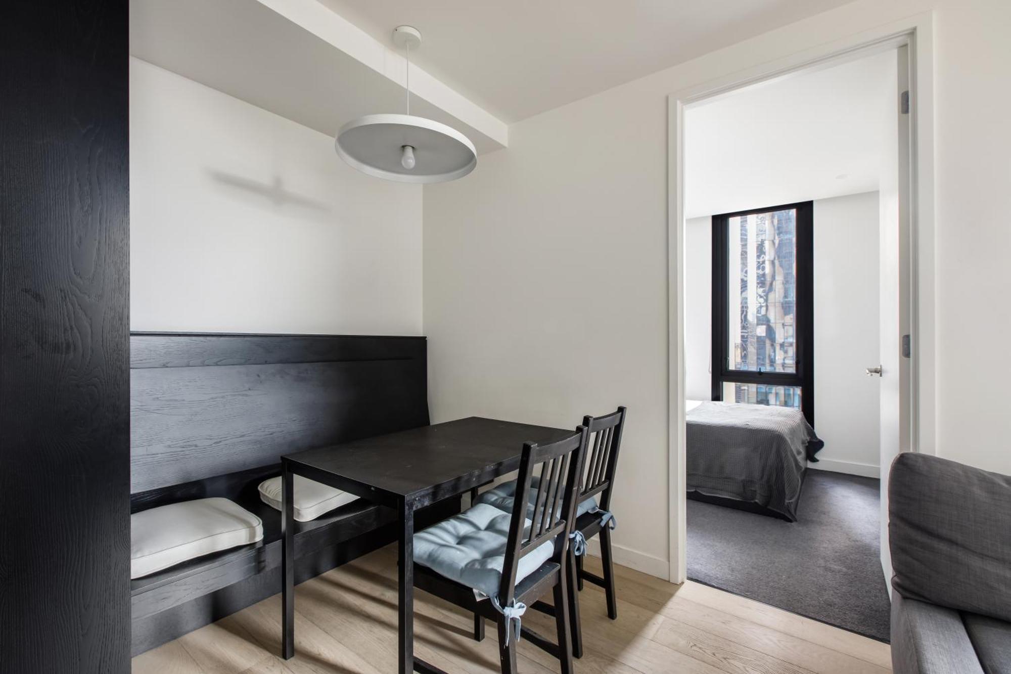 Apartment Modern Nomads Urban Gem On Empire 2br Walk To With Parking
