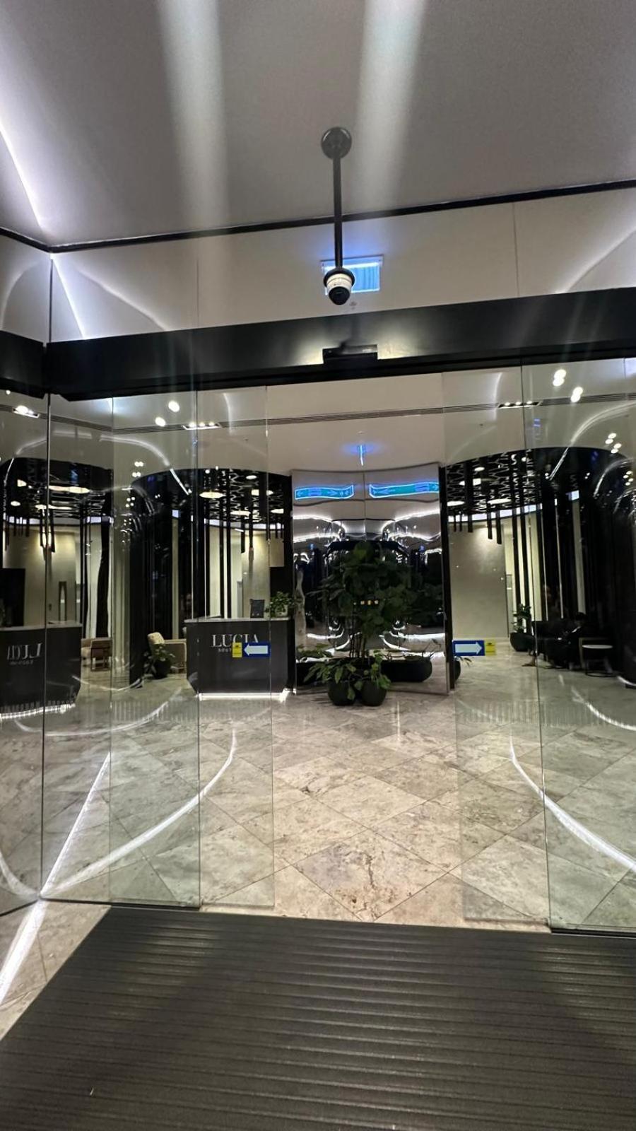 405 8 Daly St South Yarra 3141 Lucia