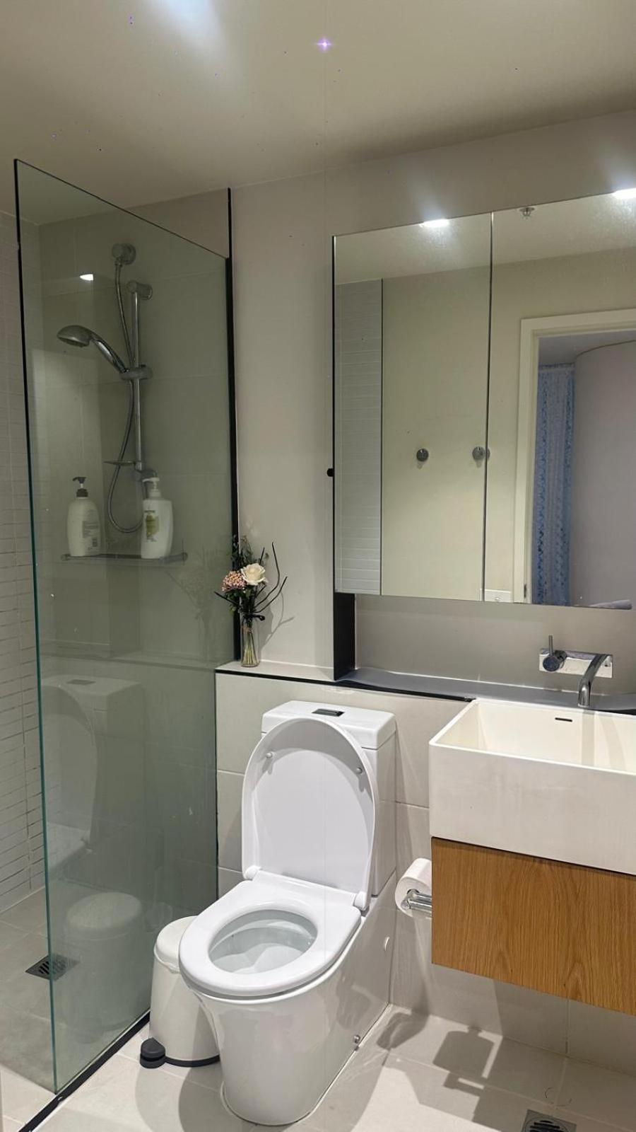 405 8 Daly St South Yarra 3141 Lucia *