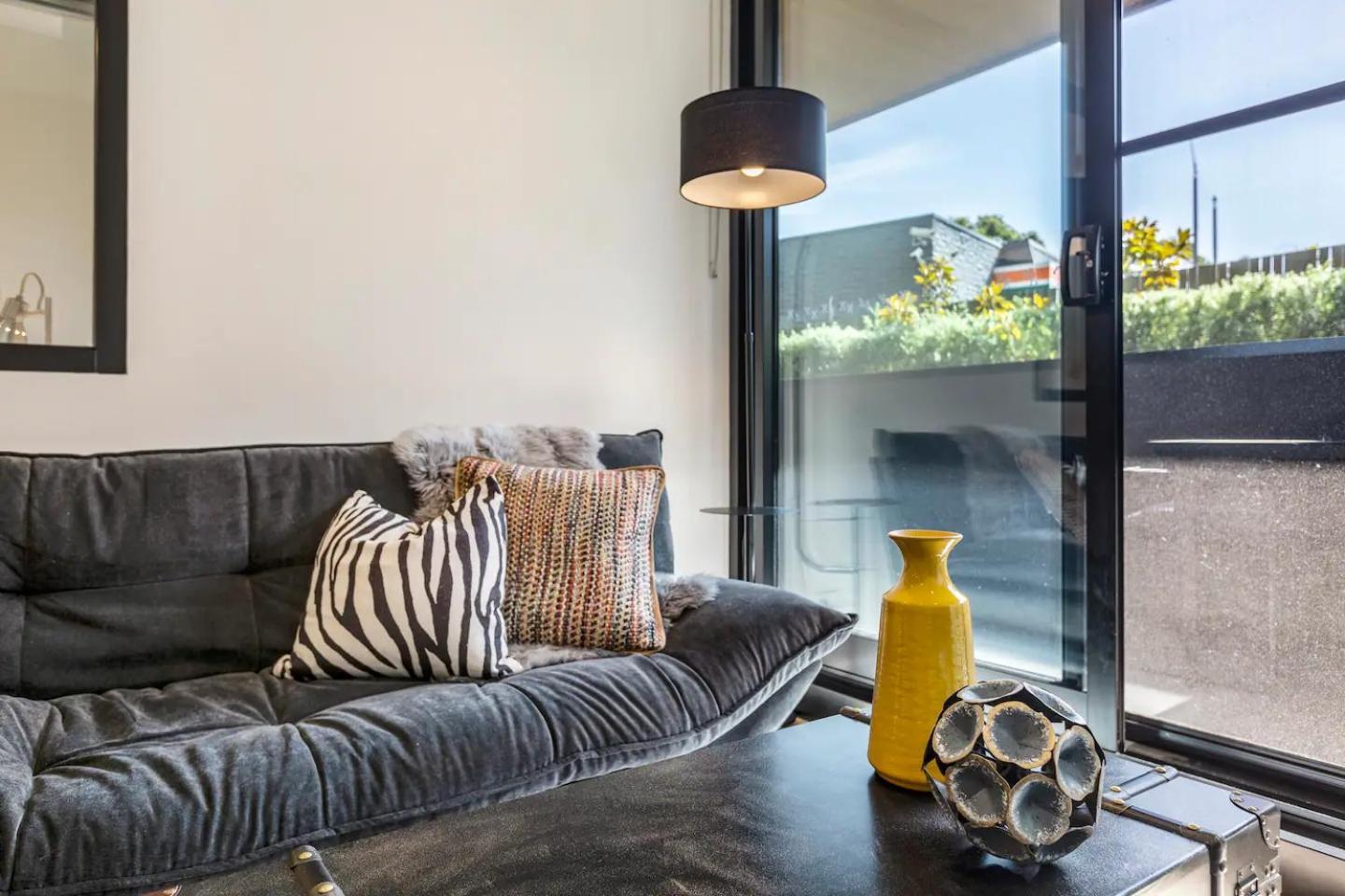 Charming Escape In St Kilda Cosy