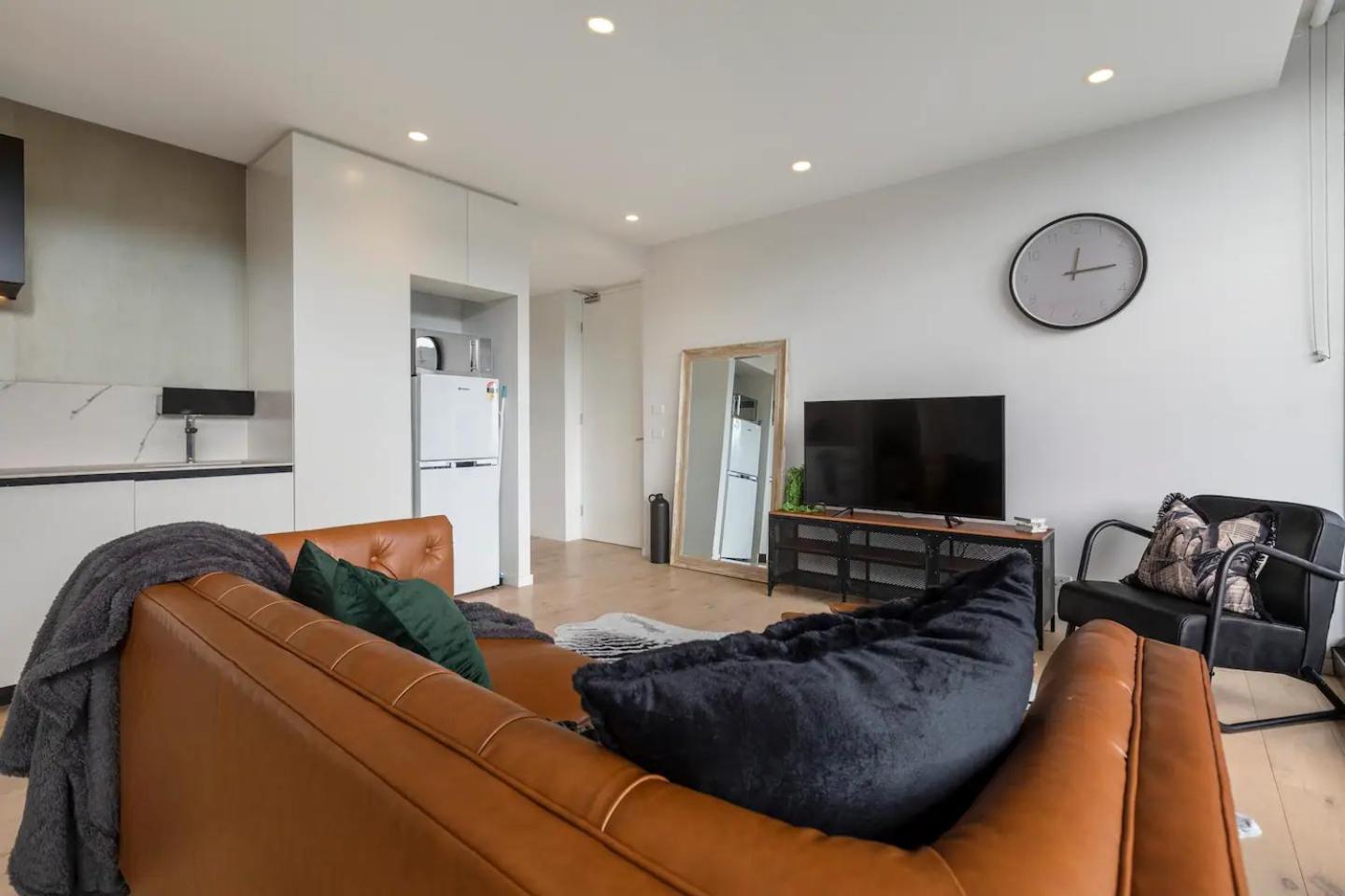 Apartment Trendy New York-style In Vibrant St Kilda *