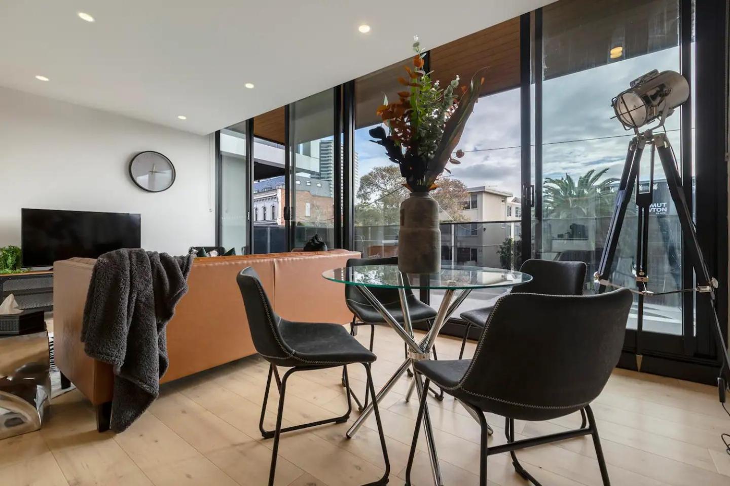 Trendy New York-style In Vibrant St Kilda Melbourne