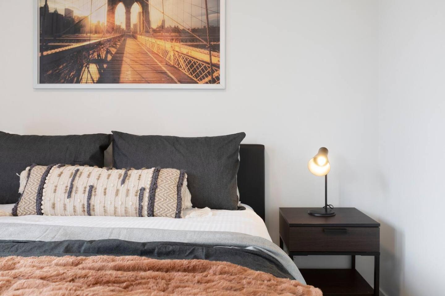 Apartment Trendy New York-style In Vibrant St Kilda
