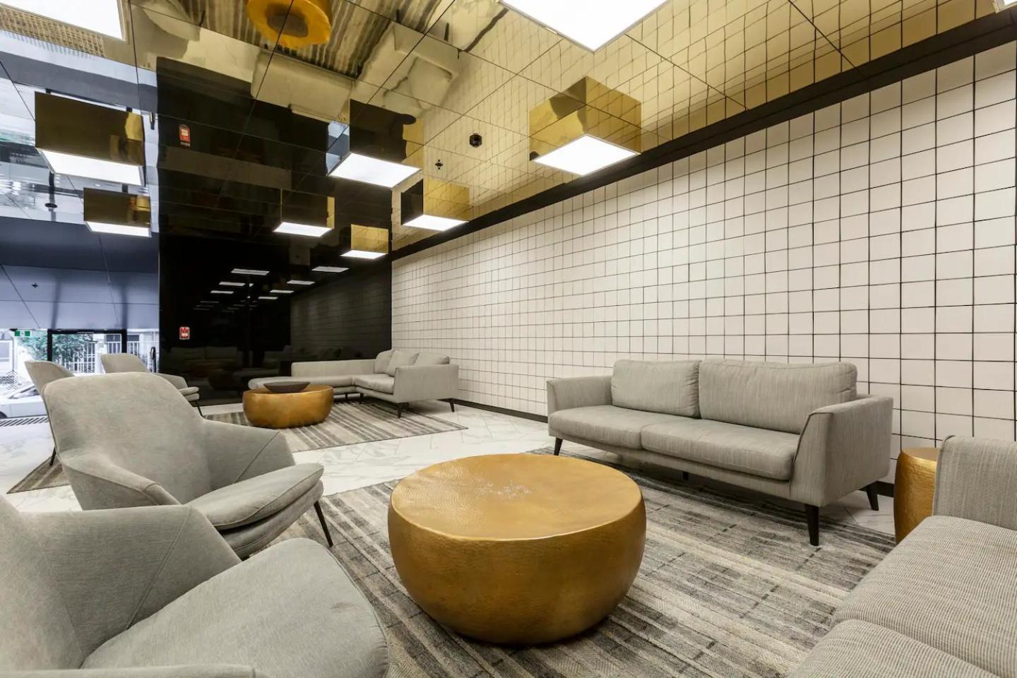 Apartment Stylish Southbank Sweeping Bay & Views *
