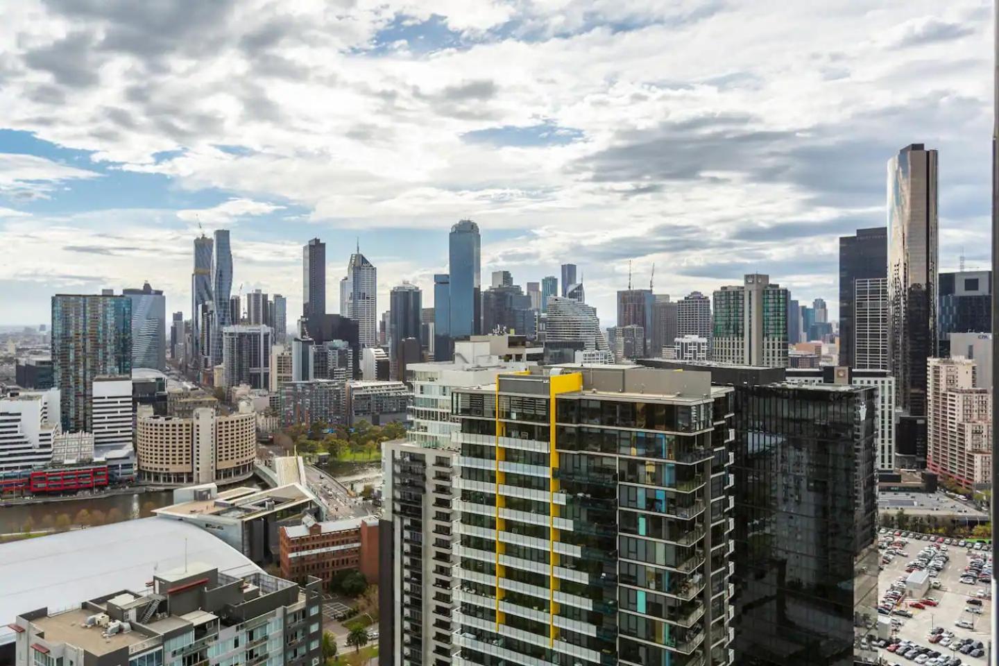 Stylish Southbank Sweeping Bay & Views Apartment *