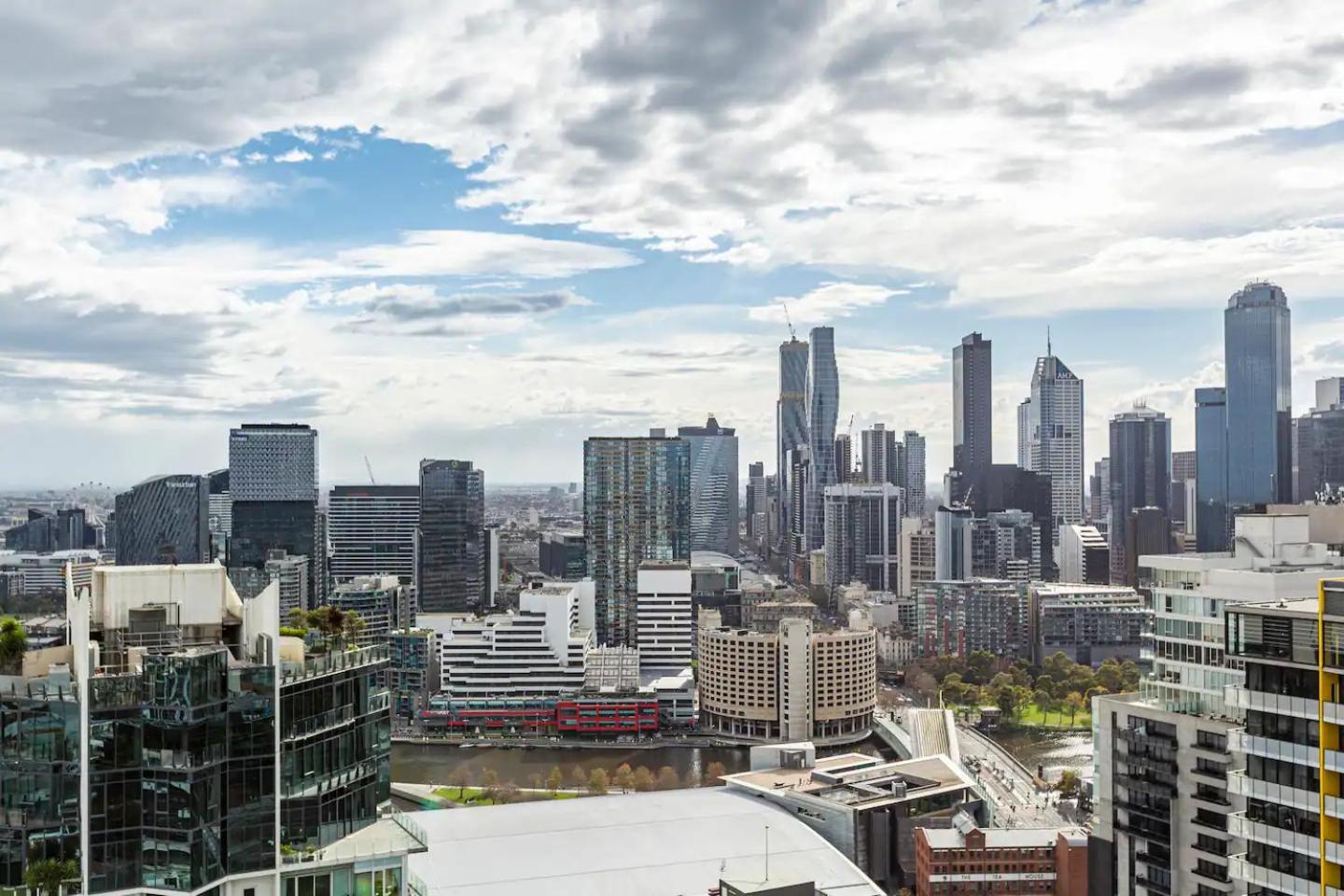 Apartment Stylish Southbank Sweeping Bay & Views