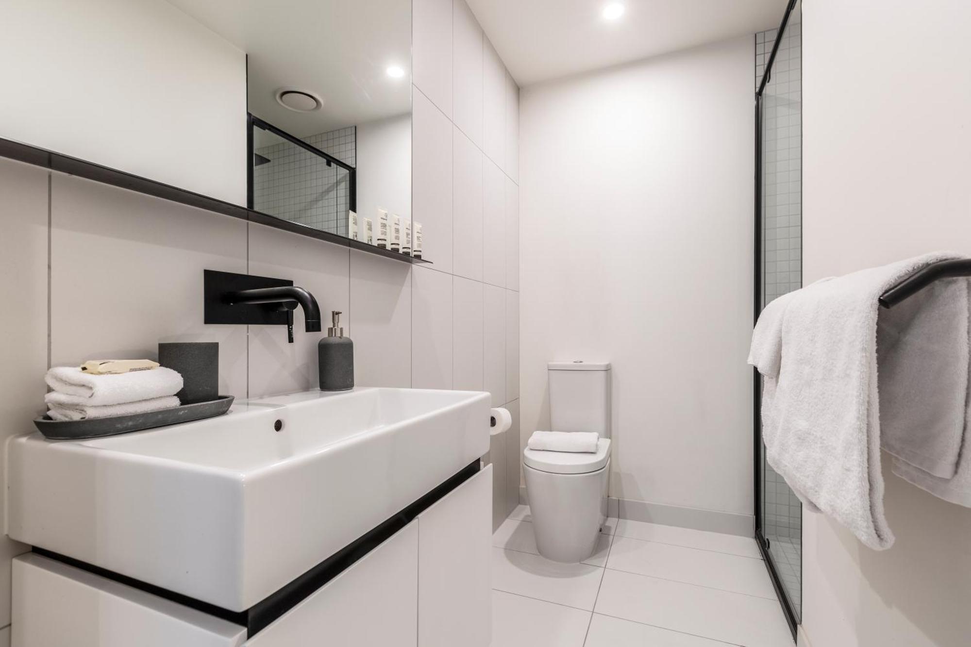 Little French With Wrap-around Balcony Apartment Melbourne