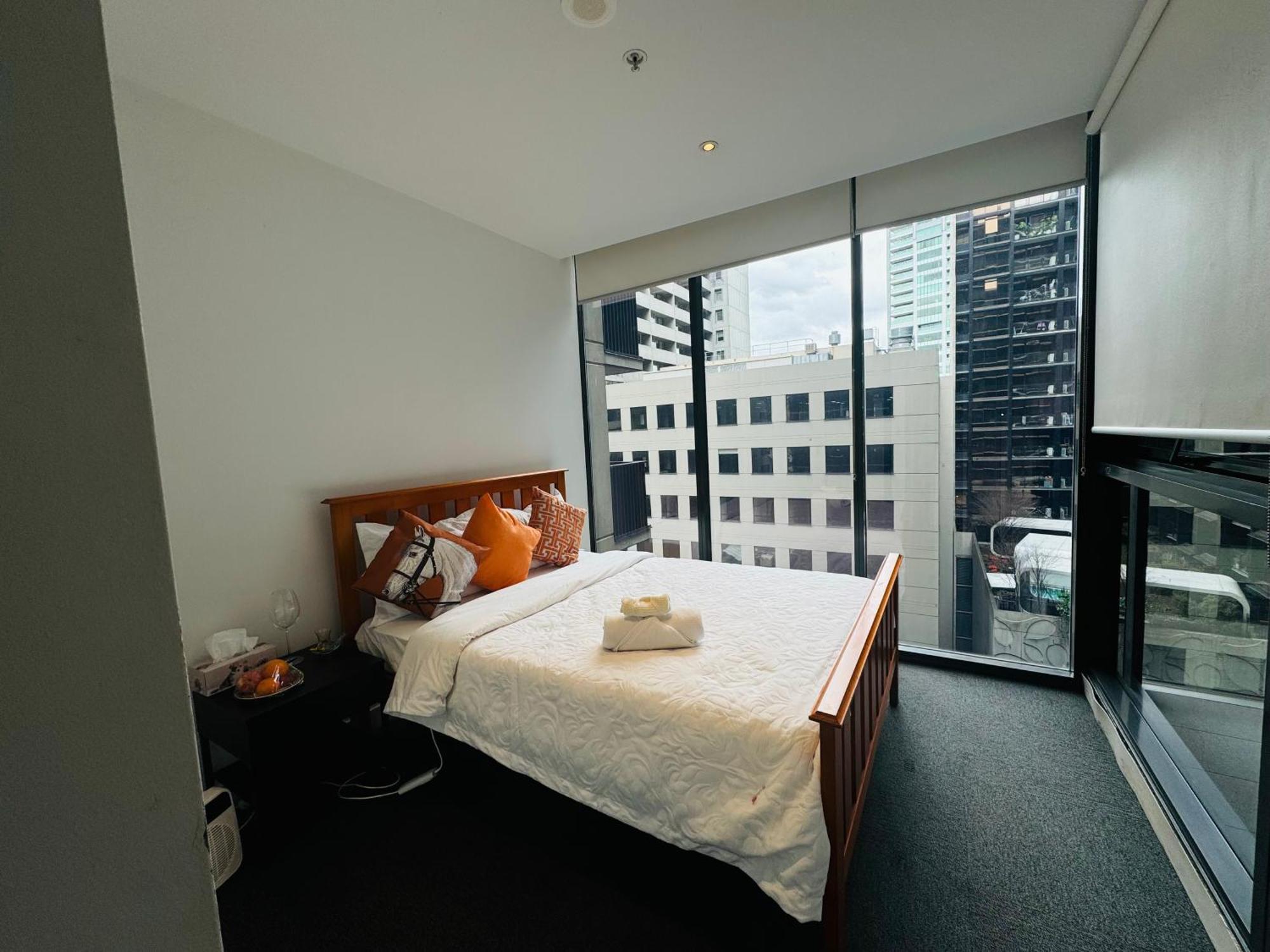 Skynest Melbourne- Southbank Sanctuary
