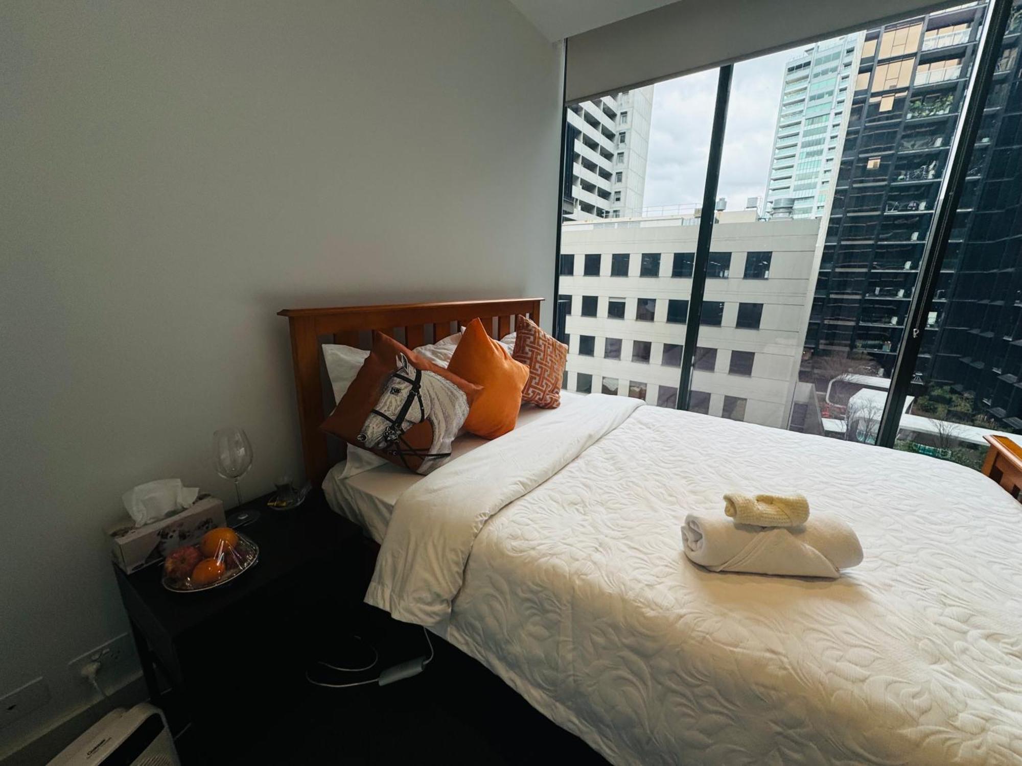 Skynest Melbourne- Southbank Sanctuary *