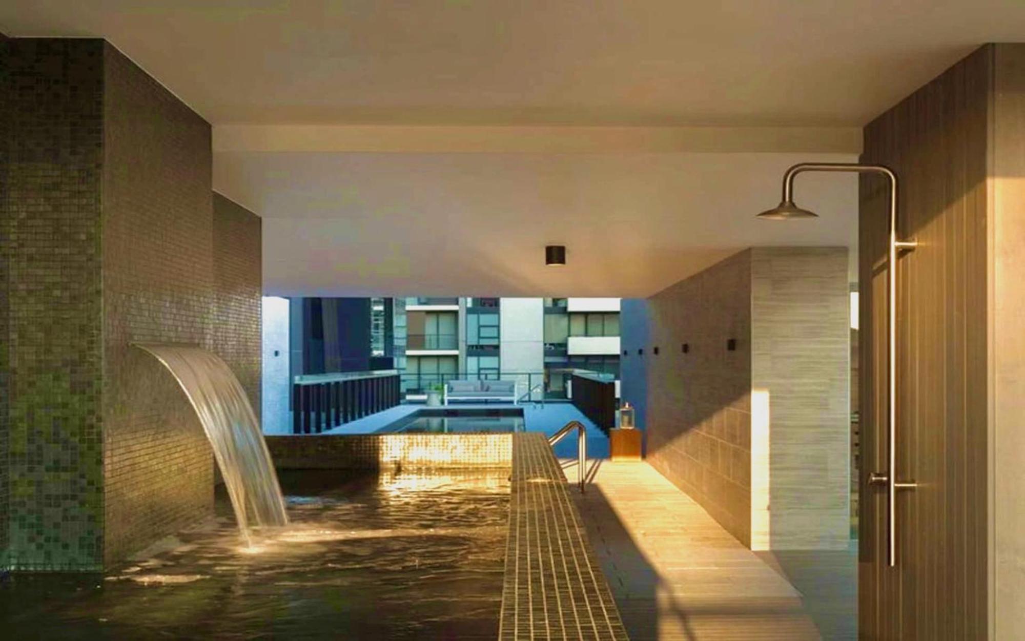 6 Star Panoramic Luxury South Yarra Apartment *