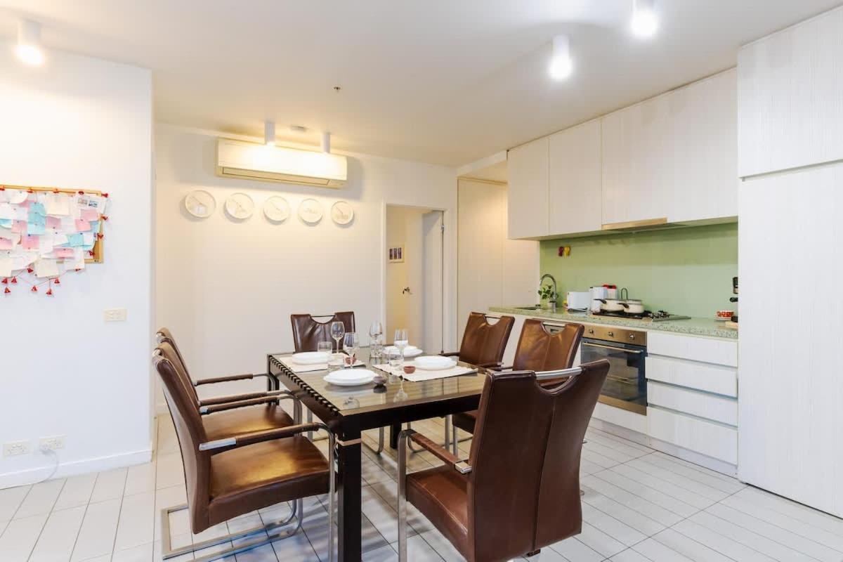Apartment Stunning View 2b Free Parking In Dockland