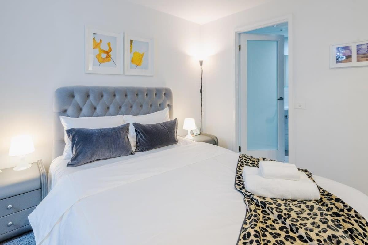 Apartment Stunning View 2b Free Parking In Dockland *
