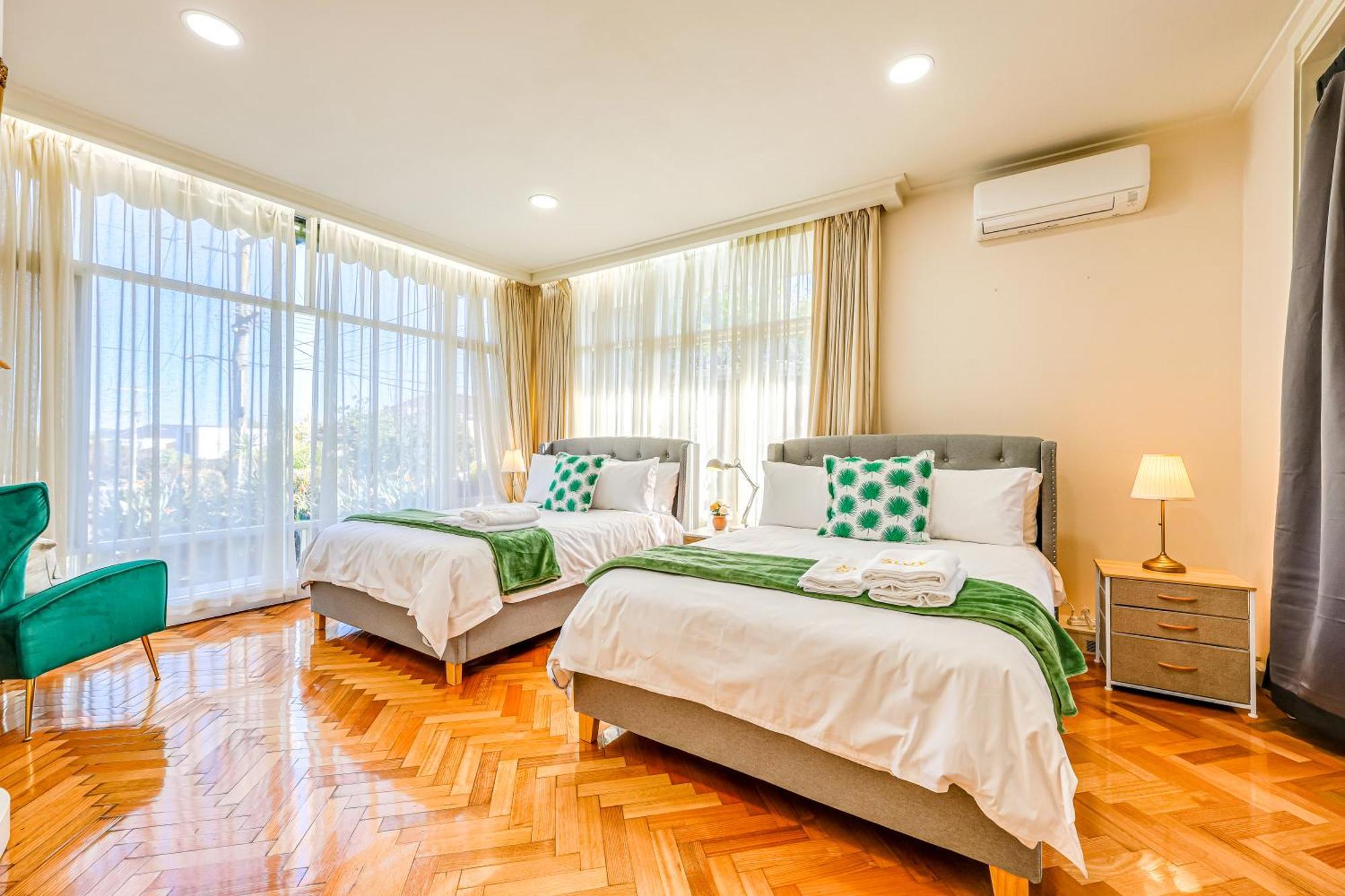 Stayau Spacious 6br Mckinnon Pool * Melbourne