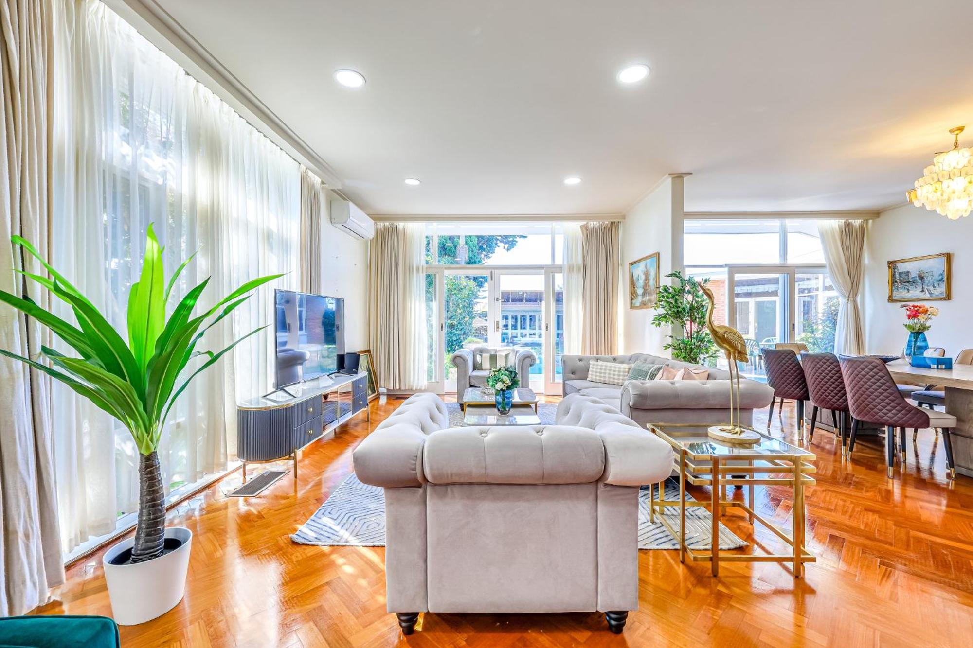 Stayau Spacious 6br Mckinnon Pool * Melbourne