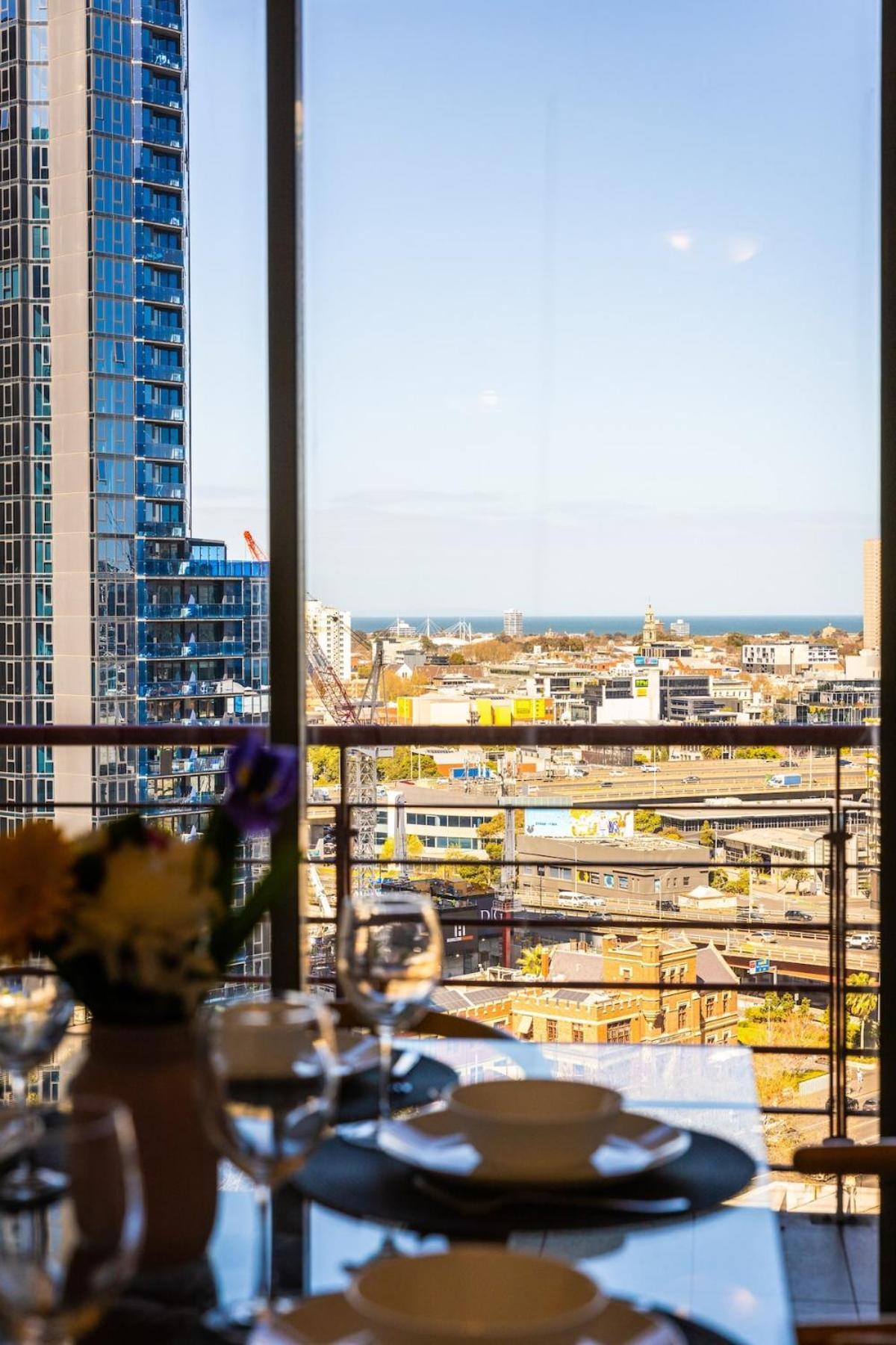 Apartment Southbank Towers - Prestigious 16th Floor 3br *
