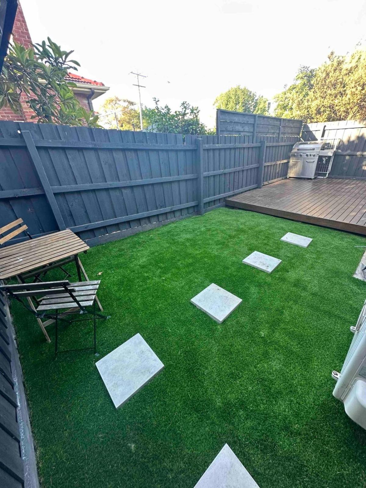 Close To Airport & Train Station * Melbourne