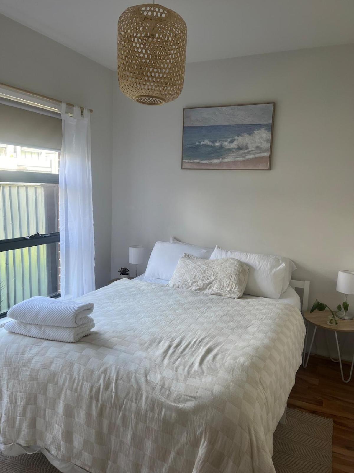 Close To Airport & Train Station