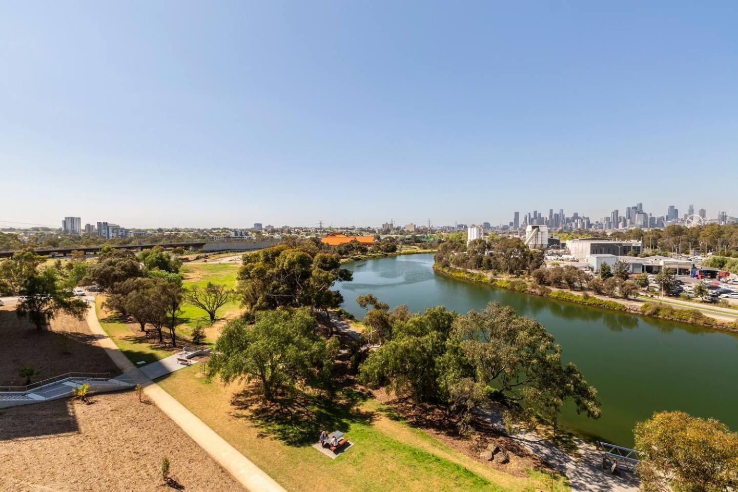 Hip On Maribyrnong River Cityscape Views! Melbourne