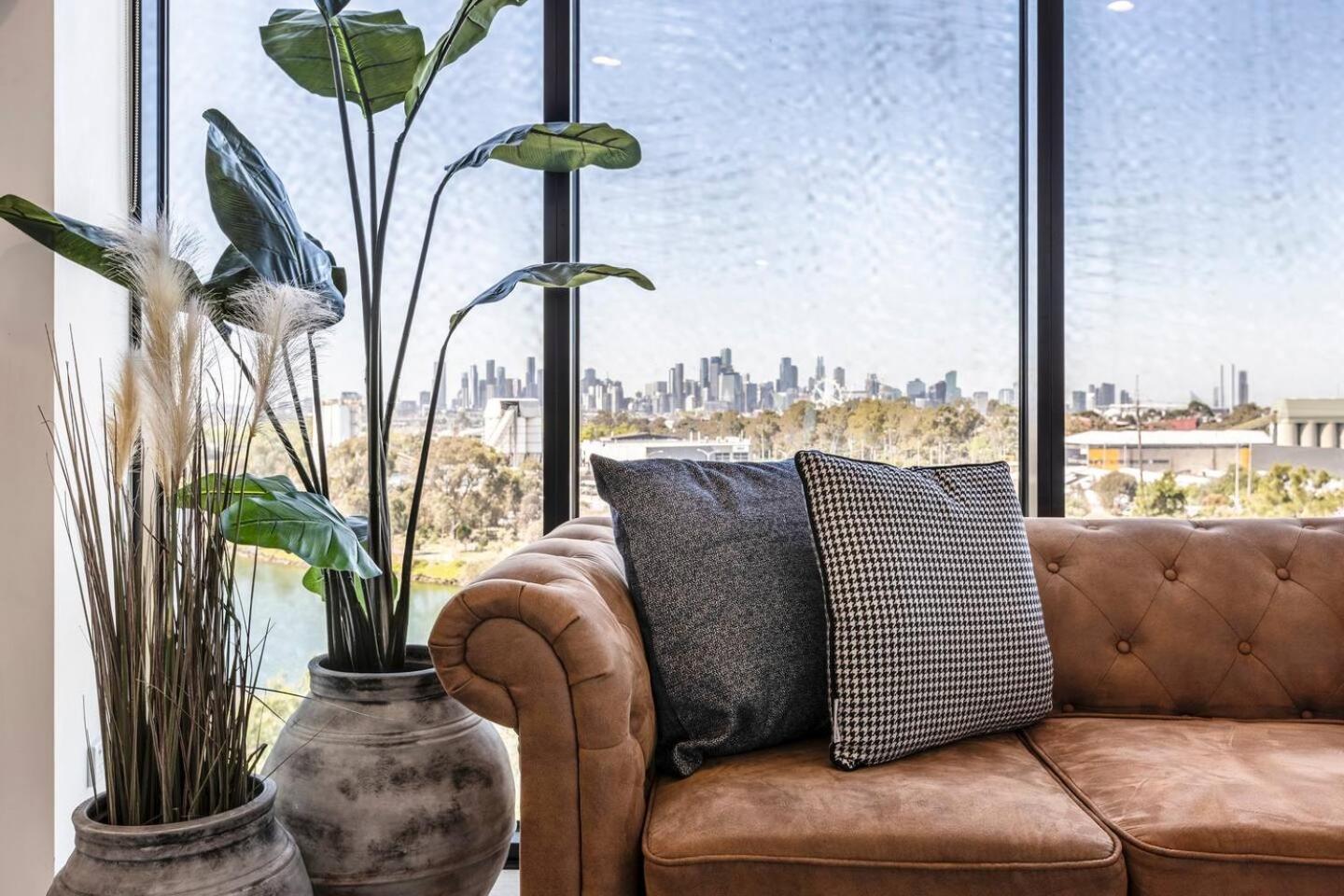Apartment Hip On Maribyrnong River Cityscape Views! Melbourne