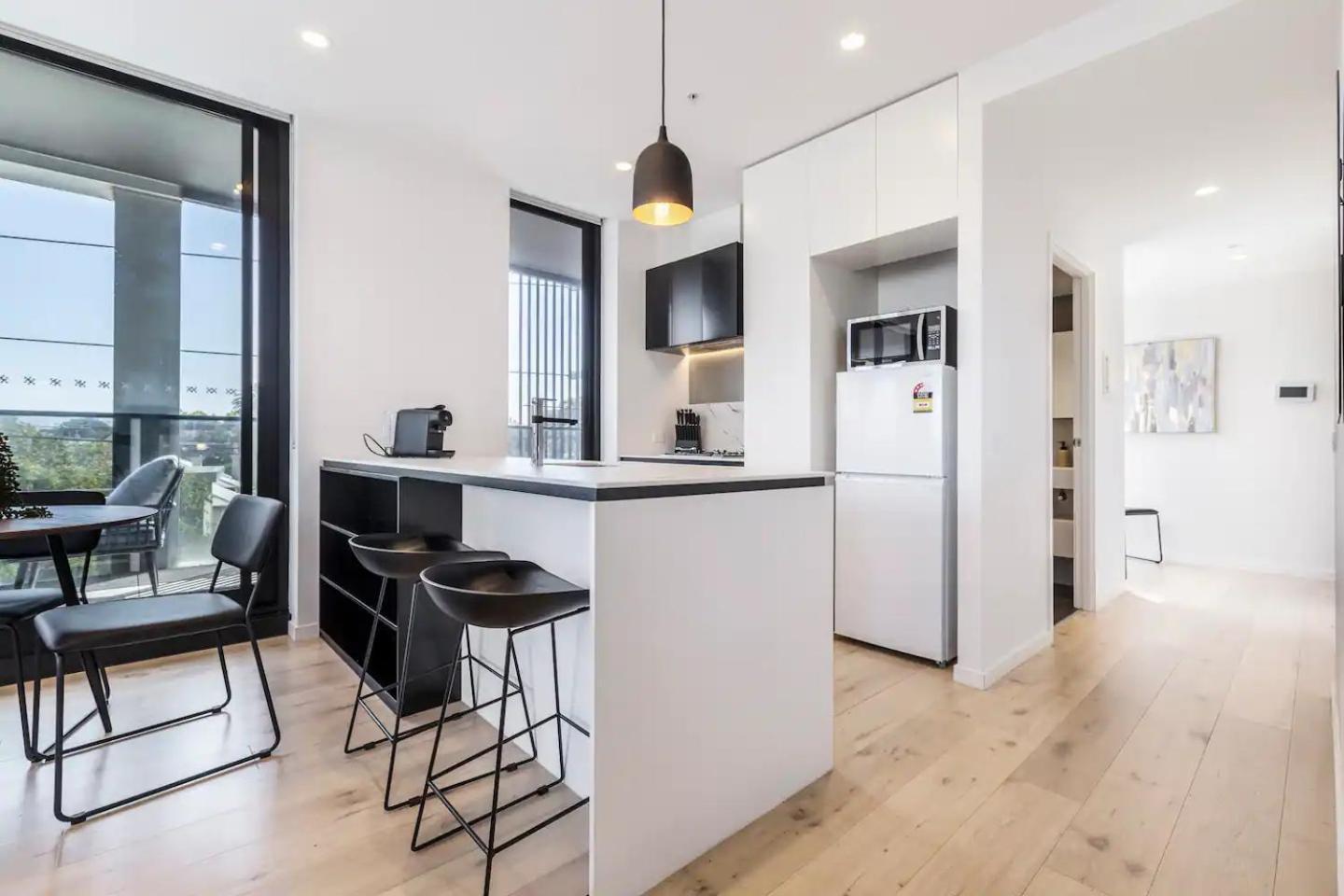 Apartment Light & Bright Close To & Fitzroy St *