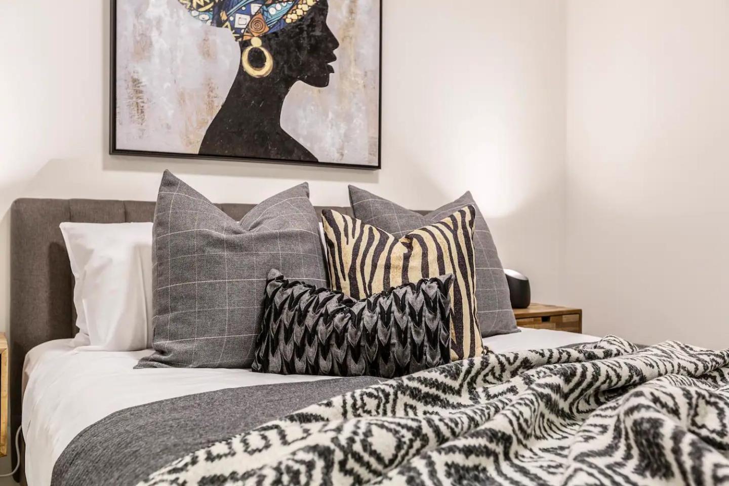 Apartment Hip Pad In Cool St Kilda Precinct Free Parking Melbourne