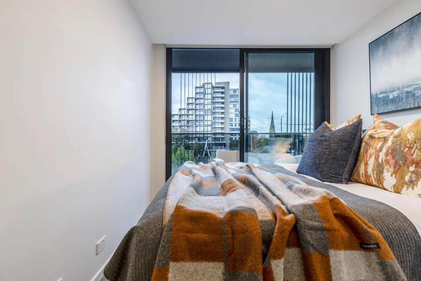 Hip Pad In Cool St Kilda Precinct Free Parking * Melbourne