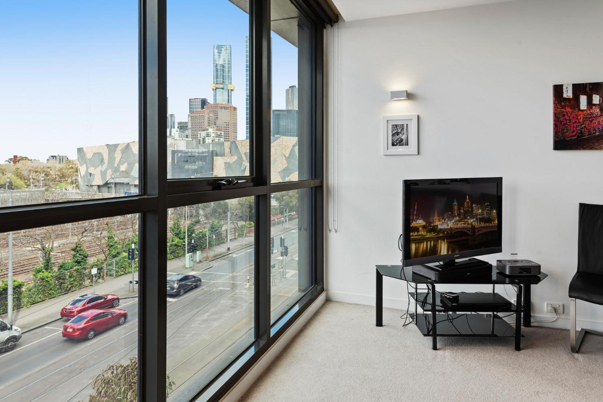 Apartment Beautiful 1-bed Unit In The Heart Of *