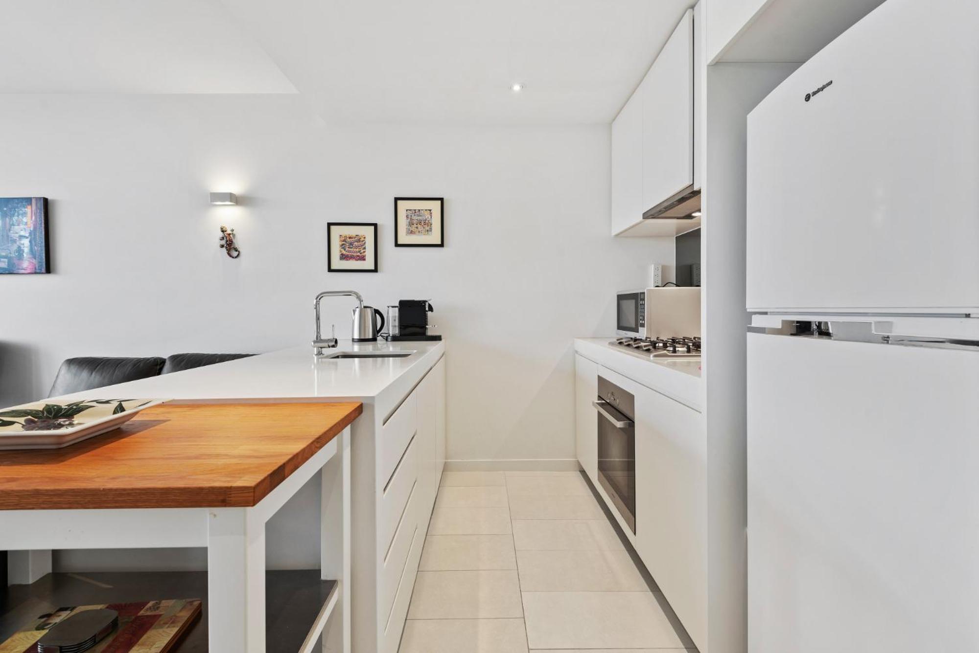 Beautiful 1-bed Unit In The Heart Of Melbourne