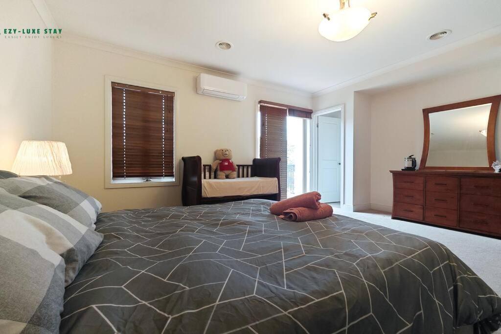 Balwyn Luxury 5br Mansion With Cinema & Bbq * Melbourne