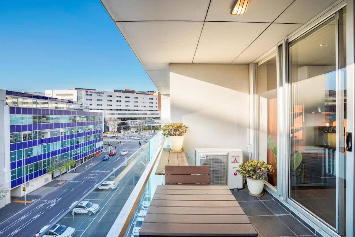 W30 - Sparkling North Gem With Parking Apartment *