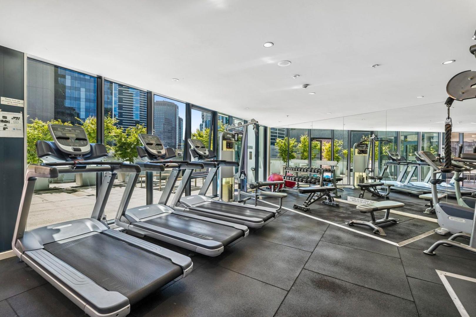 Southbank W Balcony, Pool & Parking Melbourne