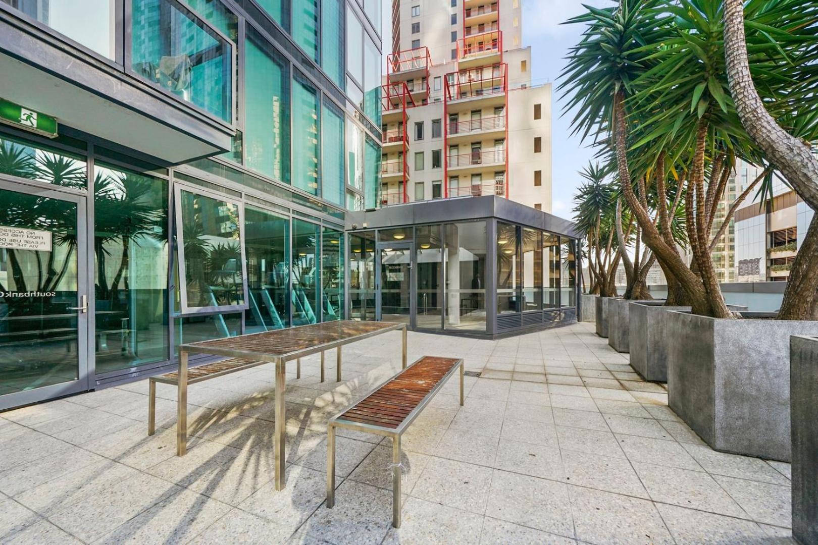Apartment Southbank W Balcony, Pool & Parking *