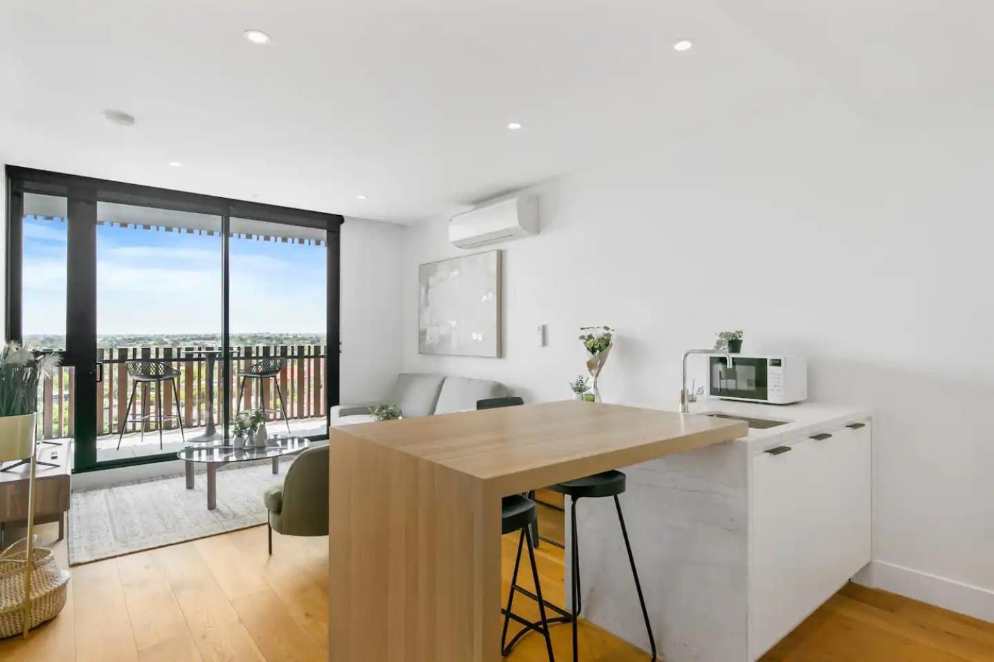 Charm Located In The Heart Of Ivanhoe Apartment Melbourne