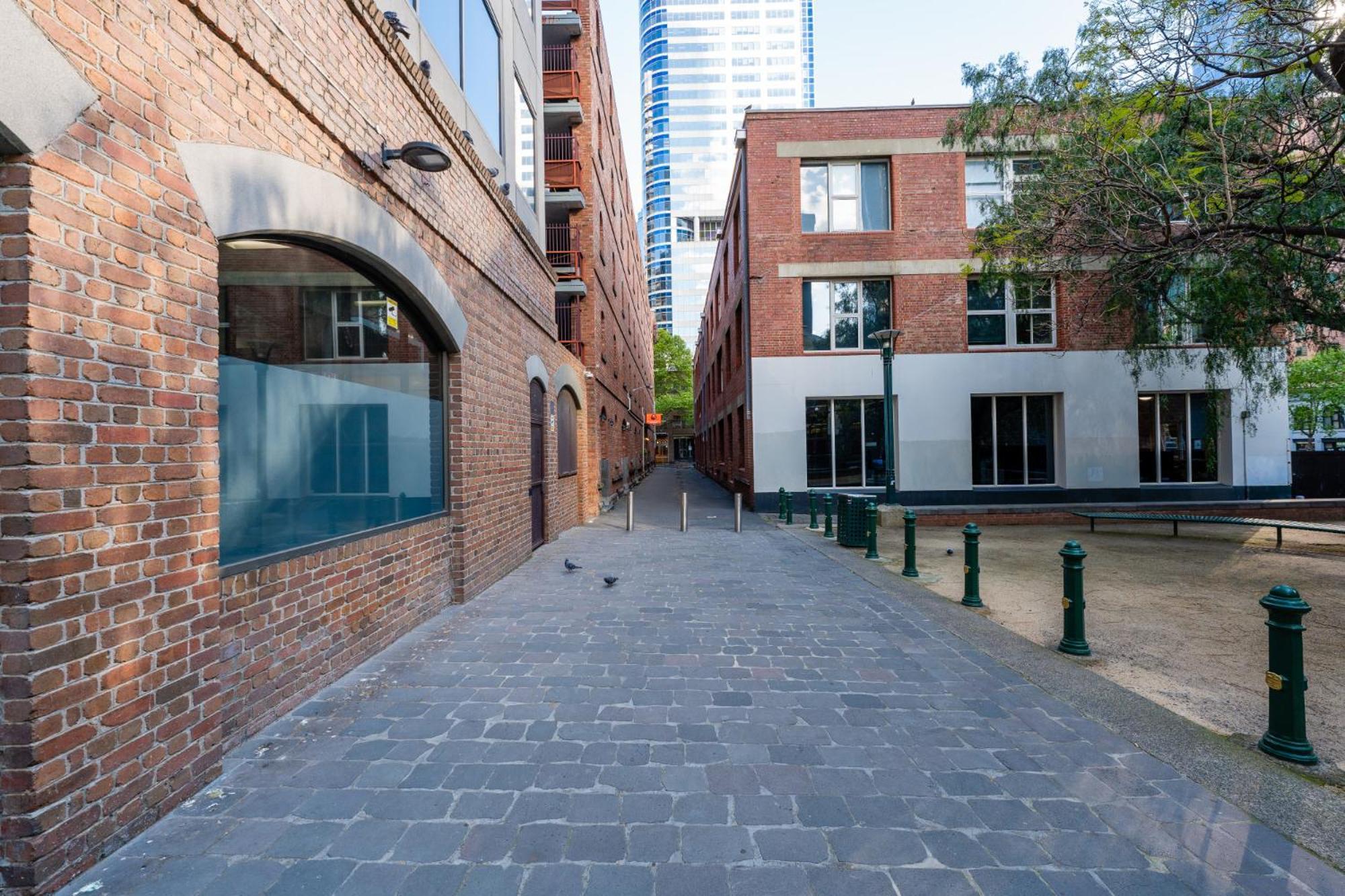 1-bed Warehouse Conversion In Cbd