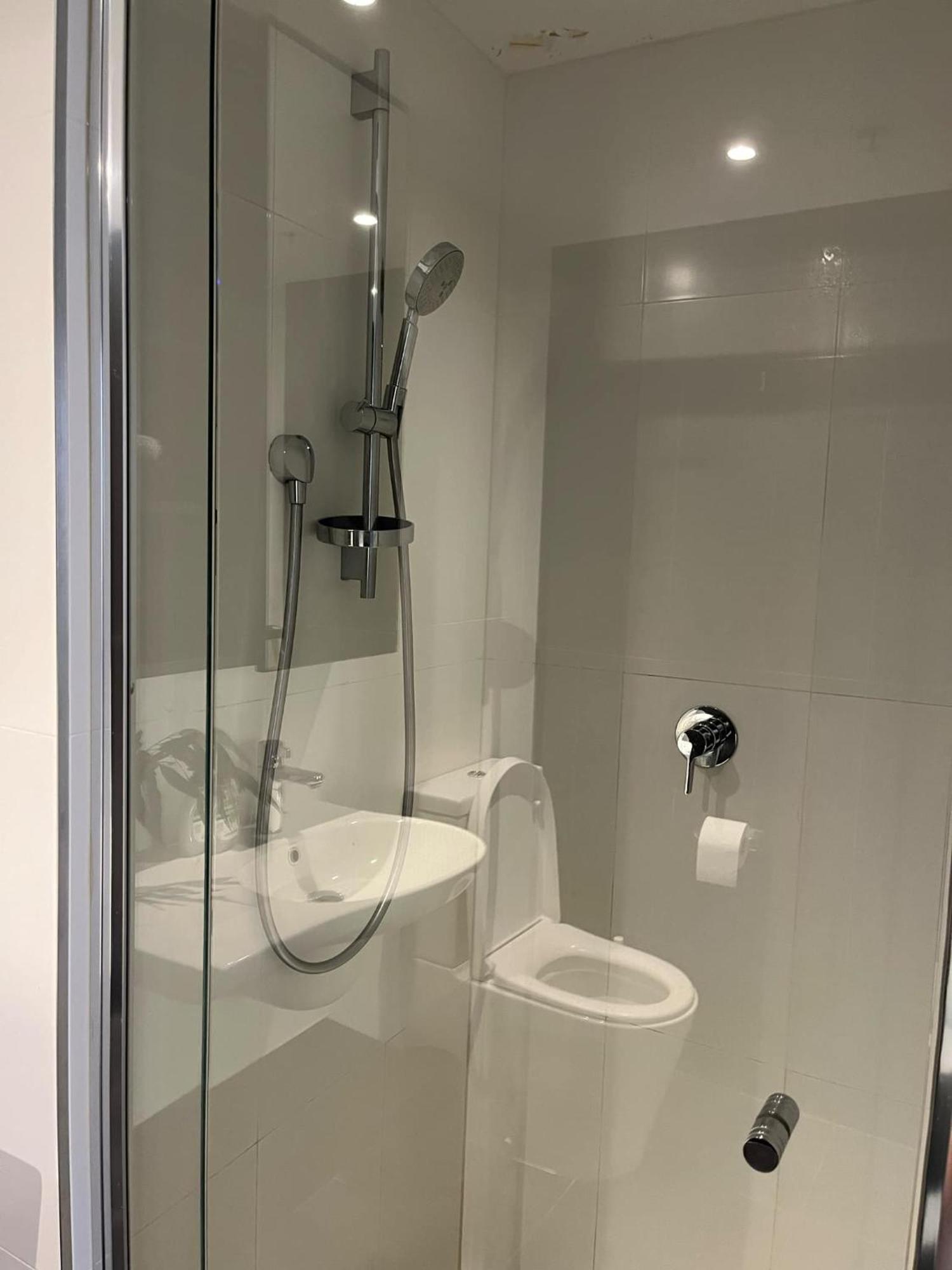 Spacious In The Heart Of Melbourne