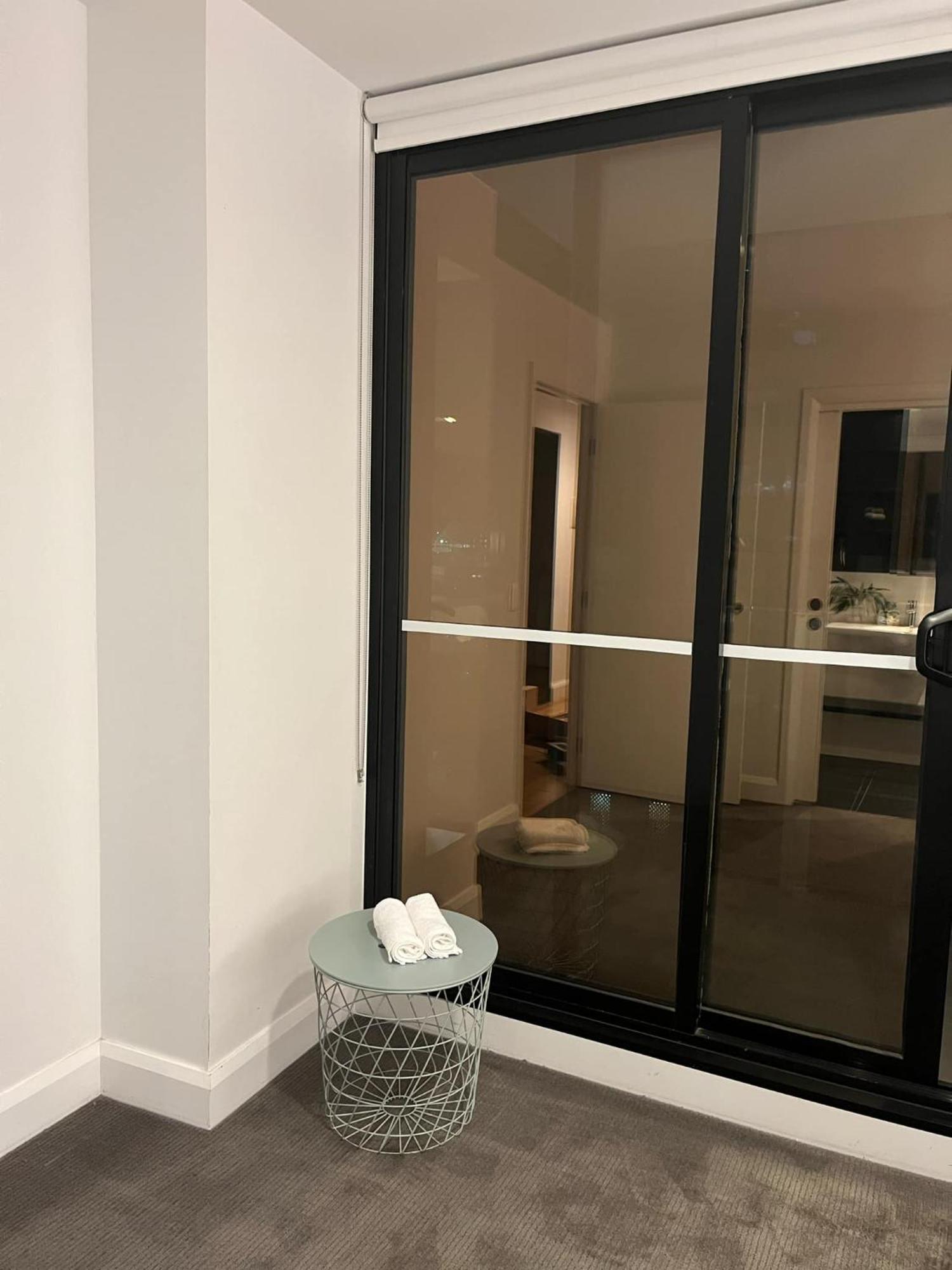 Spacious In The Heart Of * Melbourne