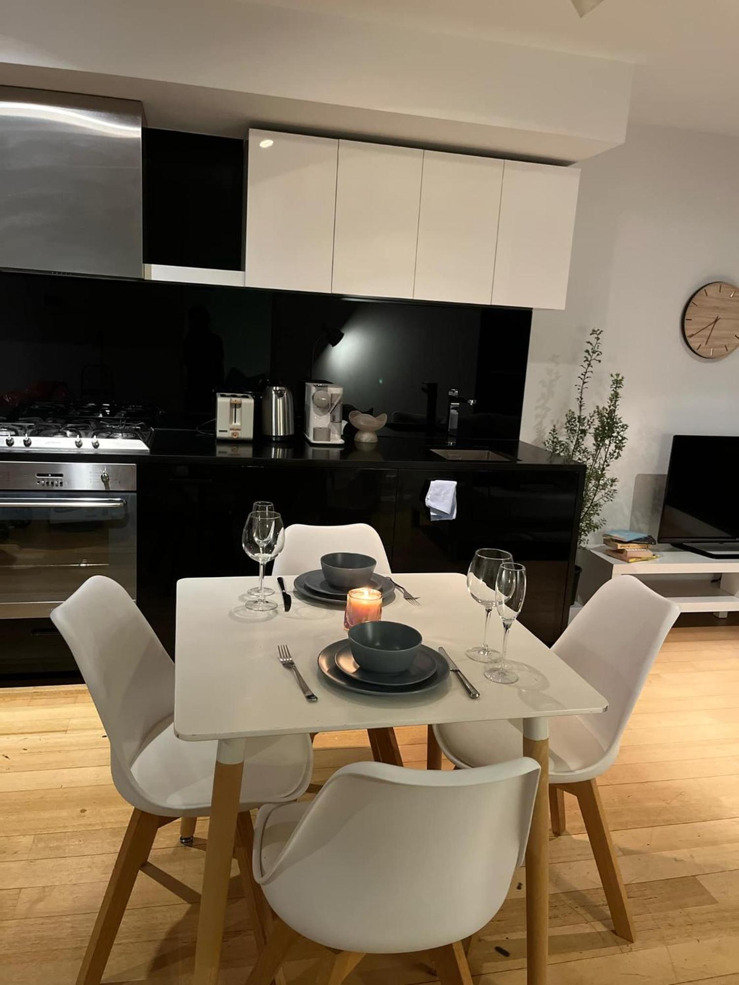 Spacious In The Heart Of Melbourne