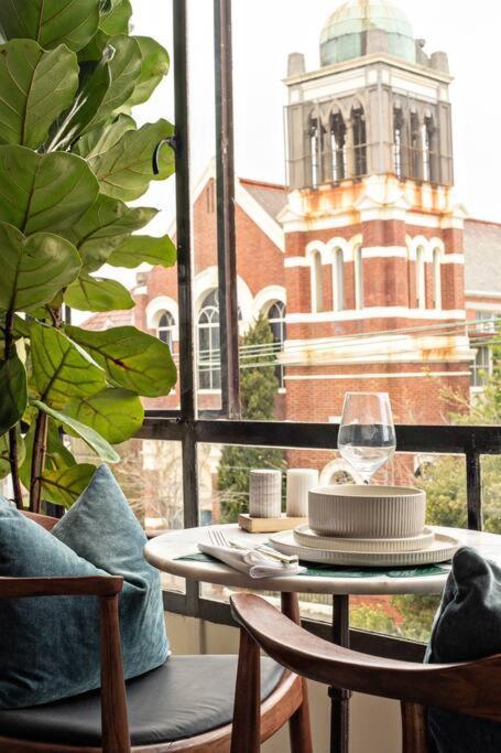 Charming Hideaway Near St Kilda Melbourne