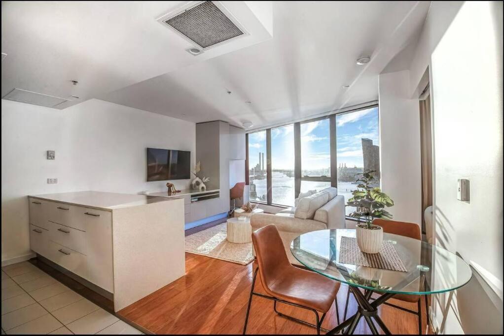 Apartment Breathtaking Harbour Views Melbourne