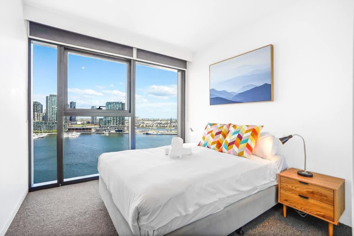 Apartment Marina Tower - Stunning Harbour & View Melbourne