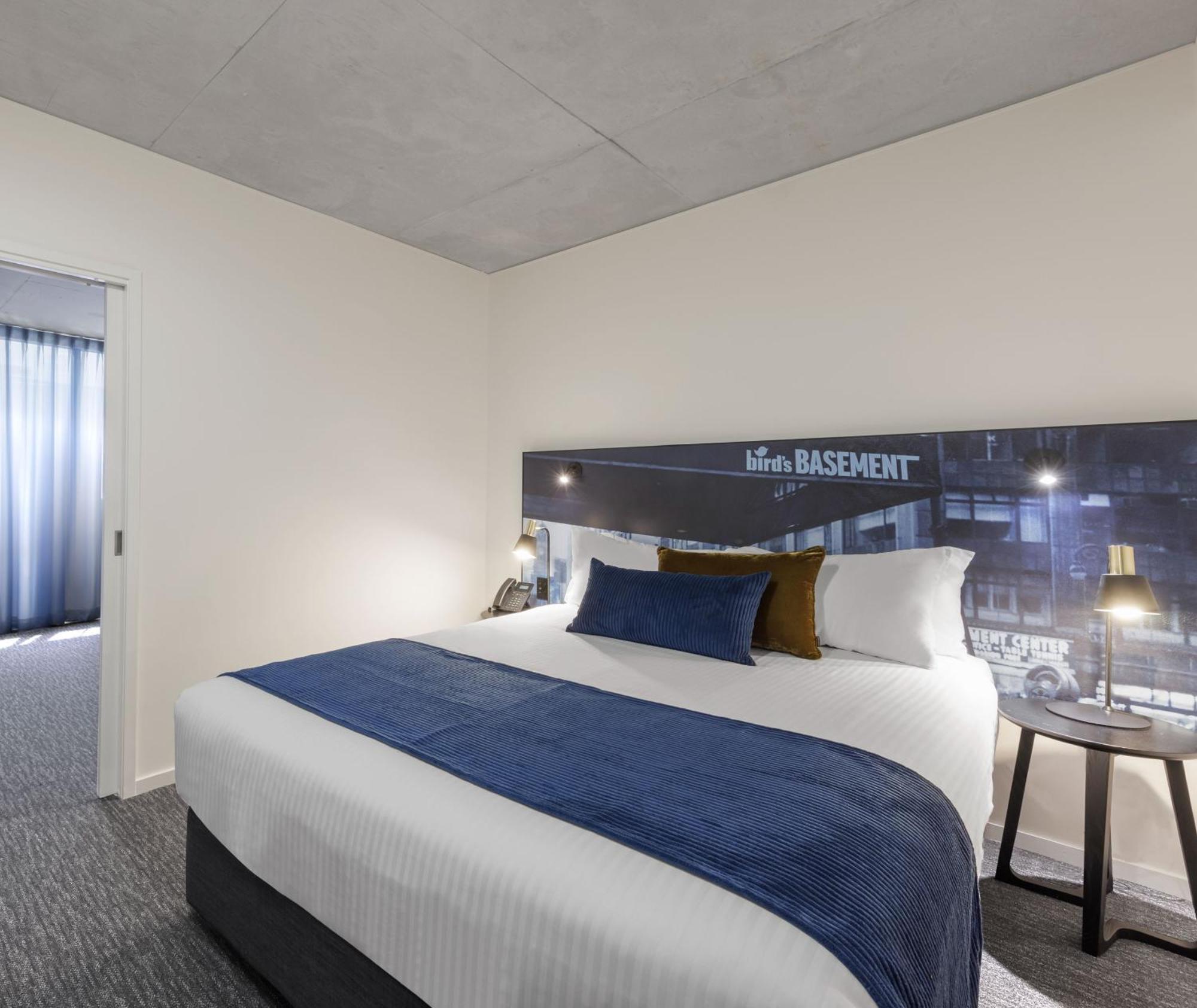 Hotel Oaks St Kilda Road Melbourne