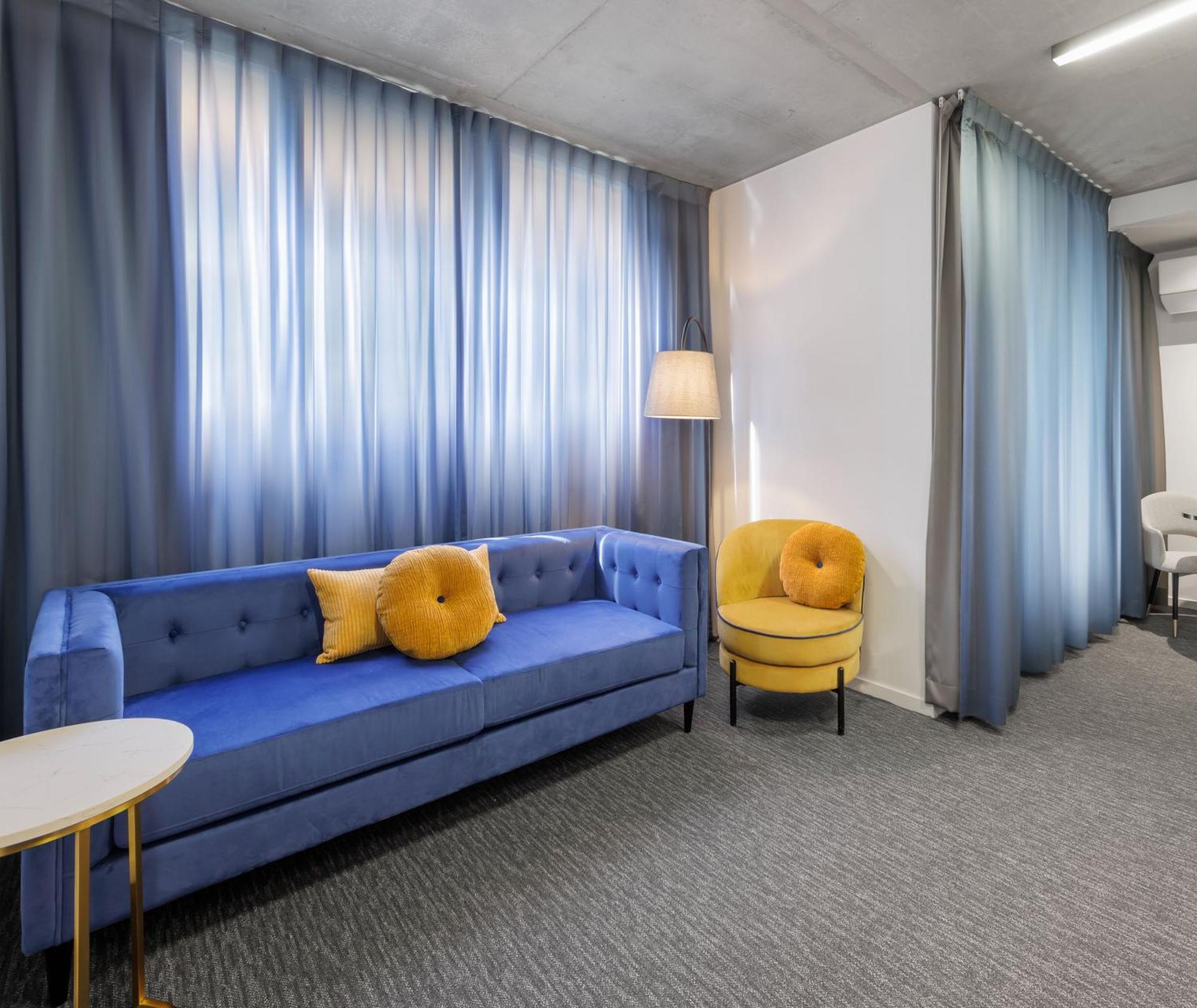 Oaks St Kilda Road Hotel