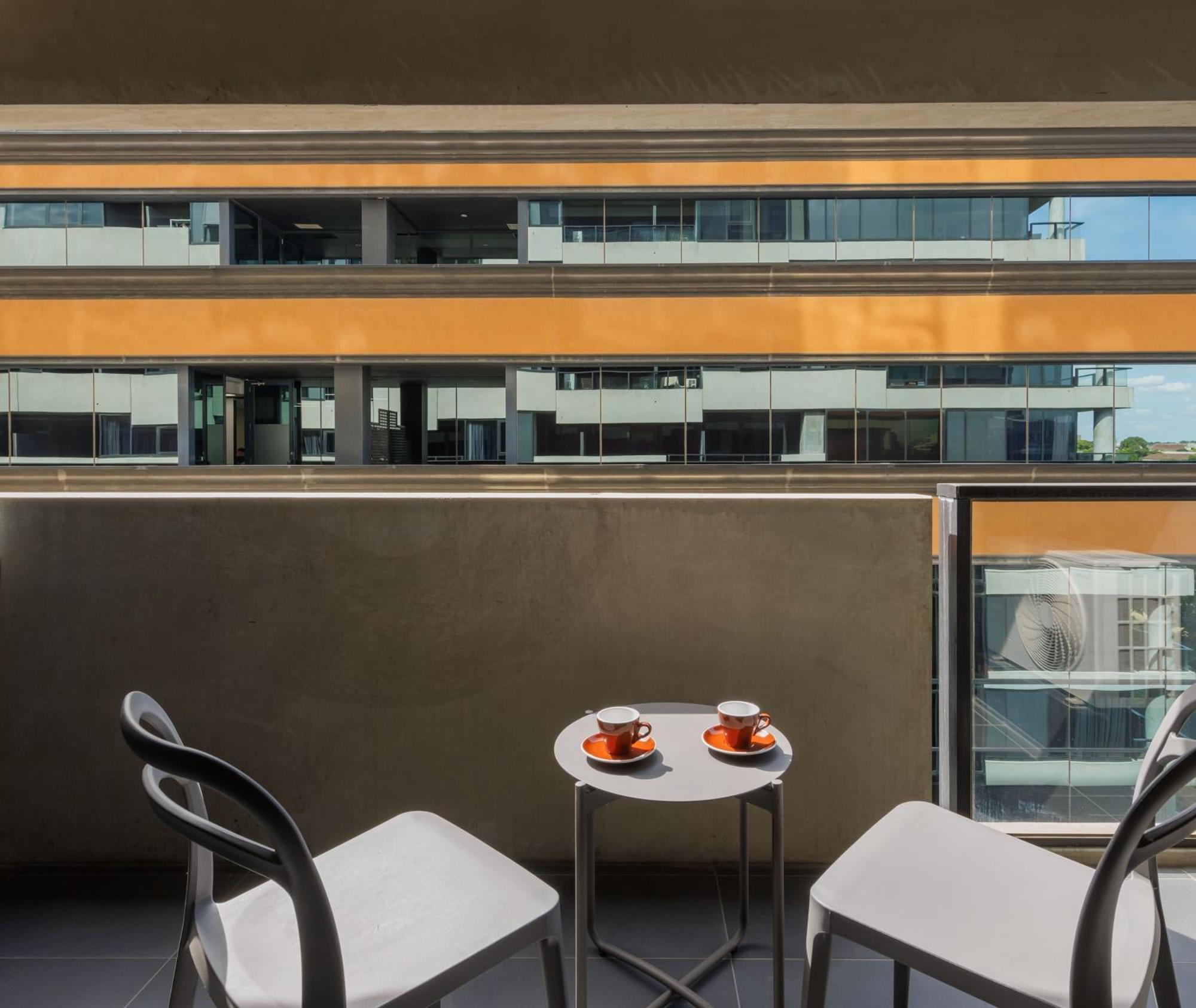 Oaks St Kilda Road Hotel 4*