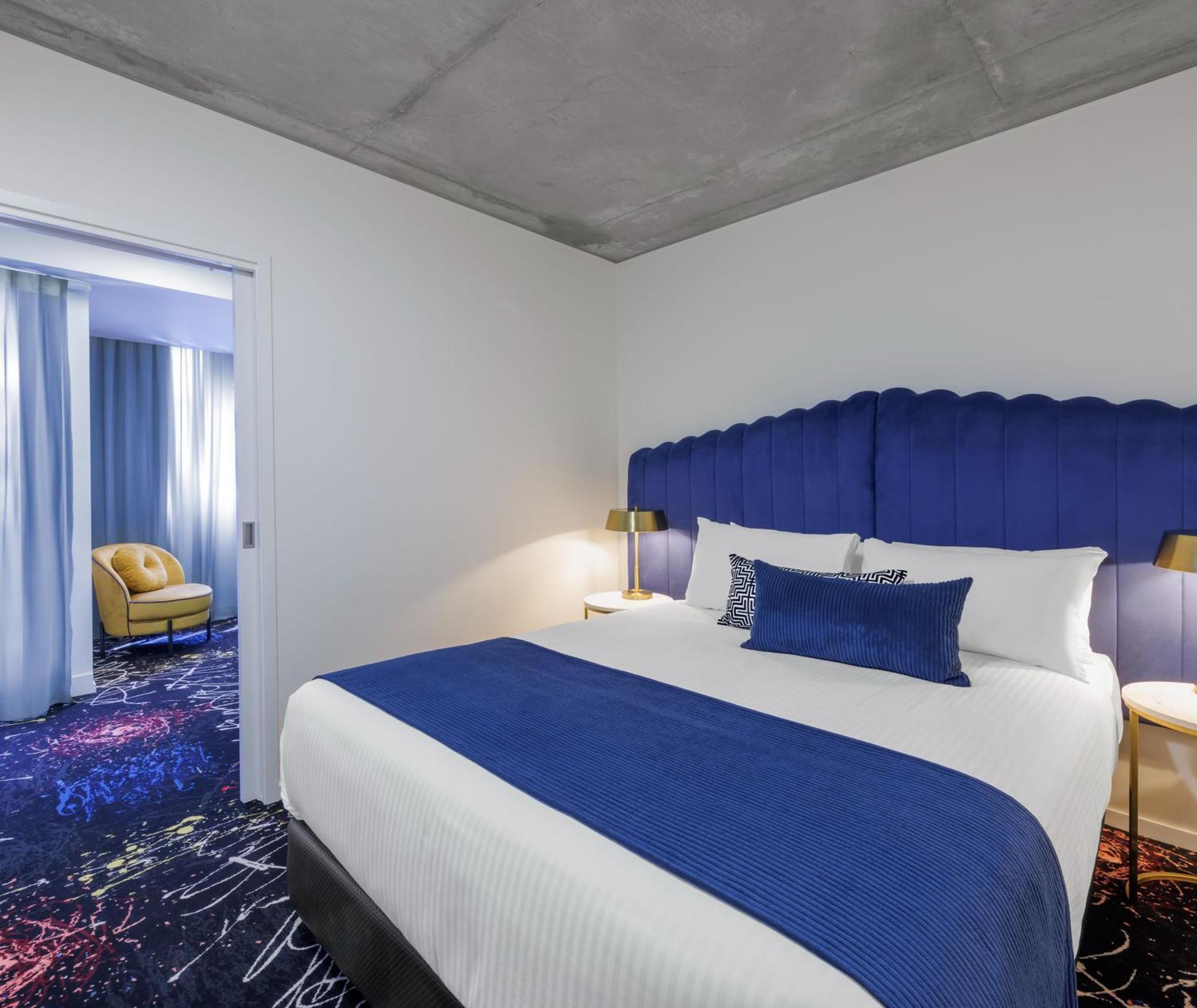 Oaks St Kilda Road 4*