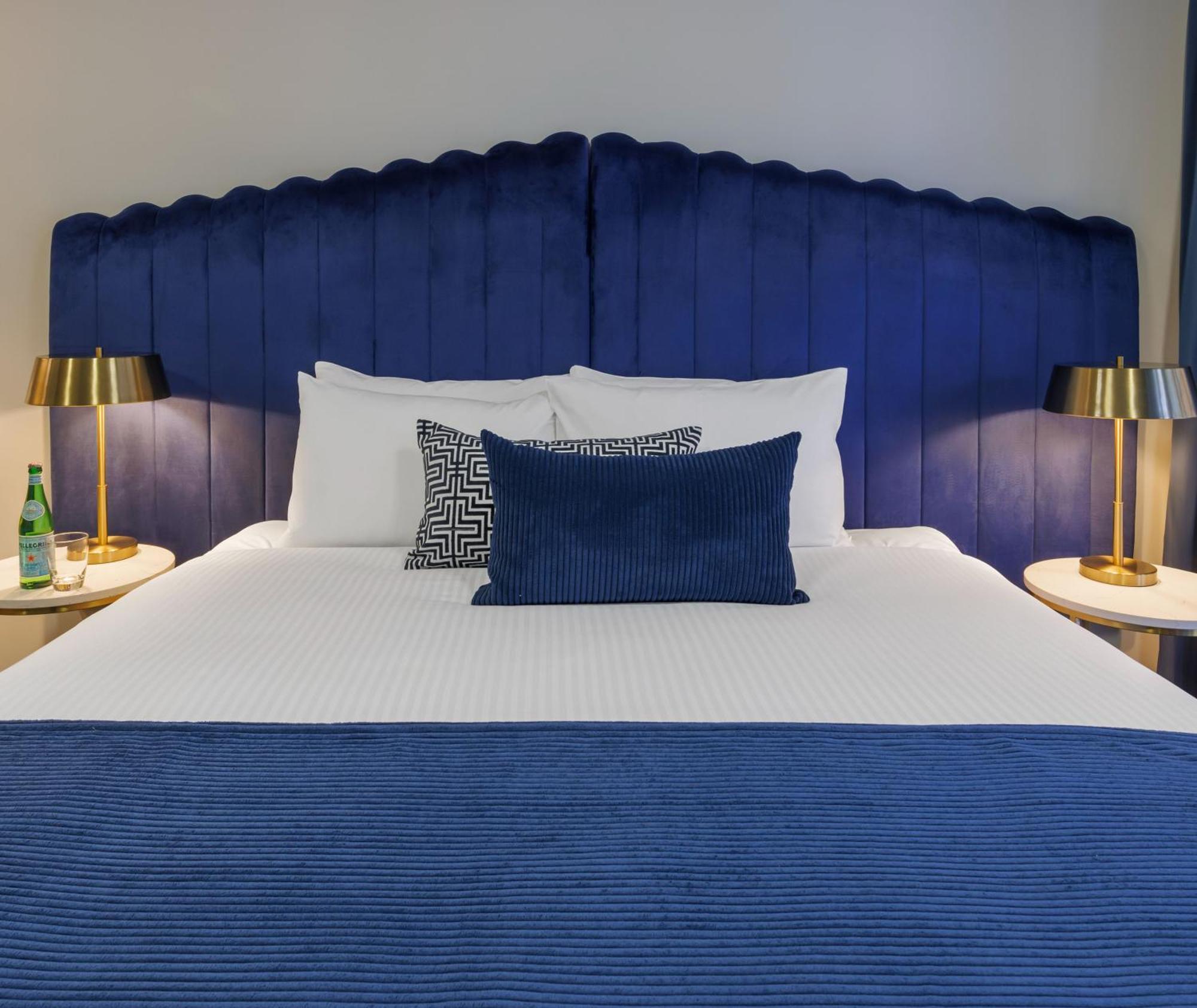 Hotel Oaks St Kilda Road 4*