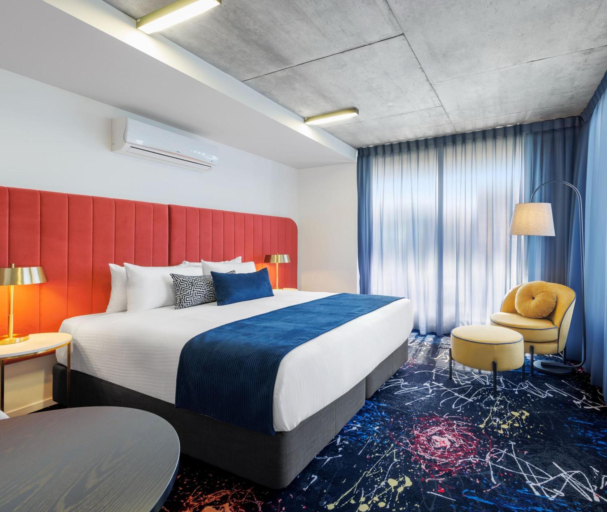 Hotel Oaks St Kilda Road Melbourne