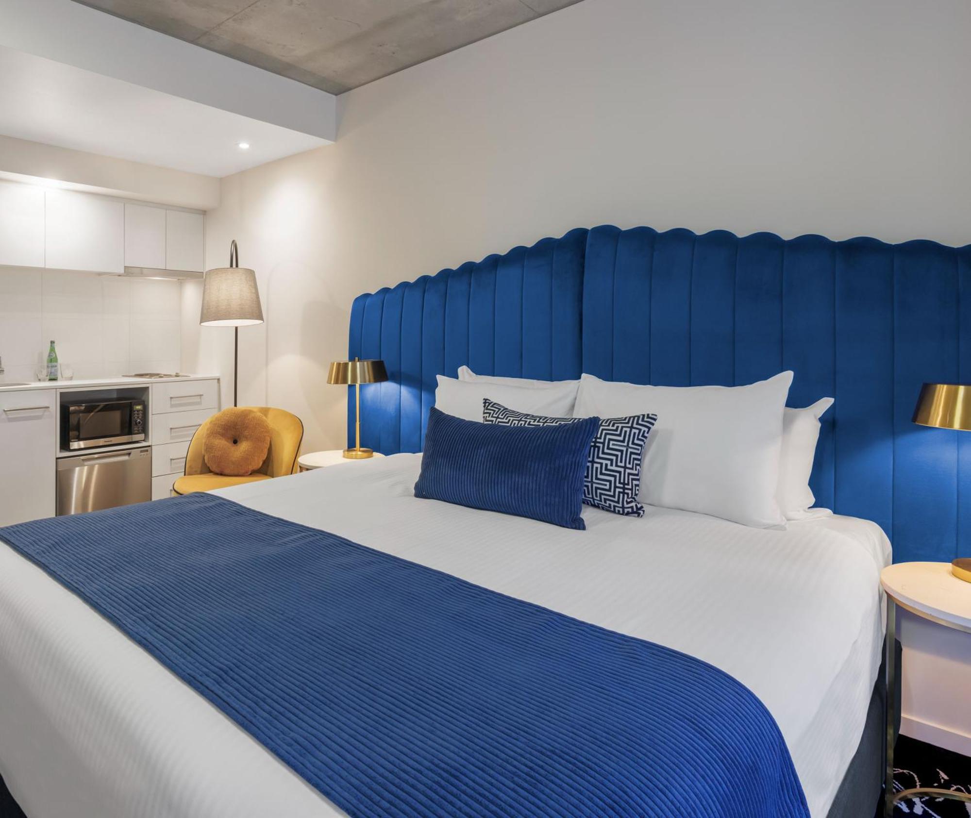 Oaks St Kilda Road Hotel