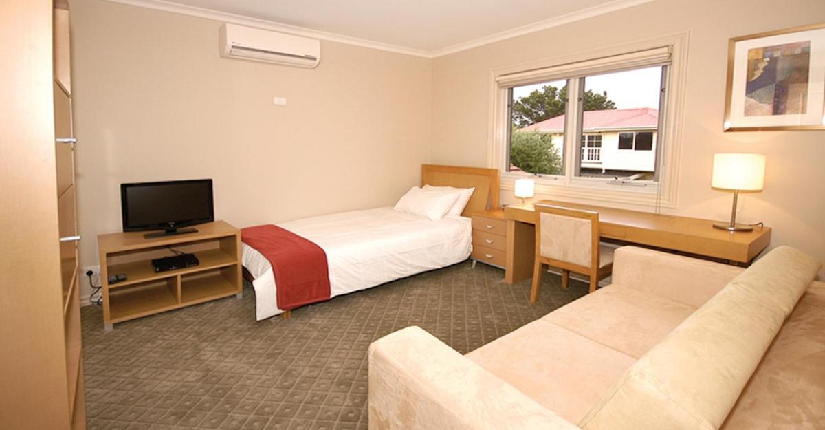6p - Large Premium In Shared Space In Brunswick! Melbourne